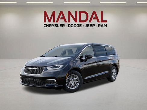 New 2026 Chrysler Pacifica Select FWD image 1