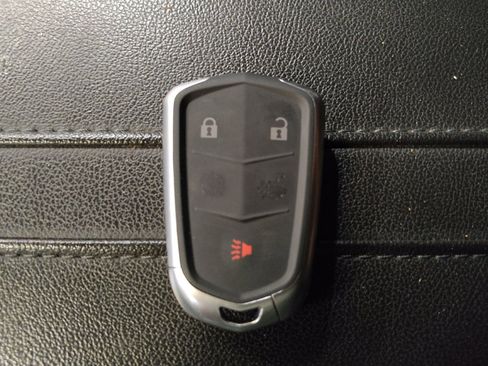 Used 2022 Chevrolet Blazer LT FWD image 32