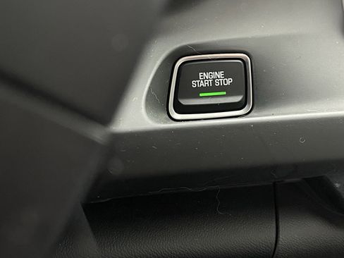 Used 2019 Chevrolet Camaro SS image 16