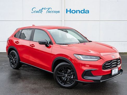 Certified 2026 Honda HR-V Sport image 2