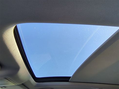 Certified 2022 Acura MDX FWD w/ Technology Package image 20