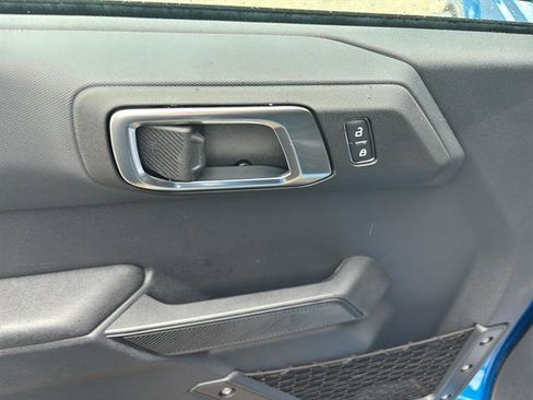 New 2025 Ford Bronco 4-Door AWD/4WD image 13