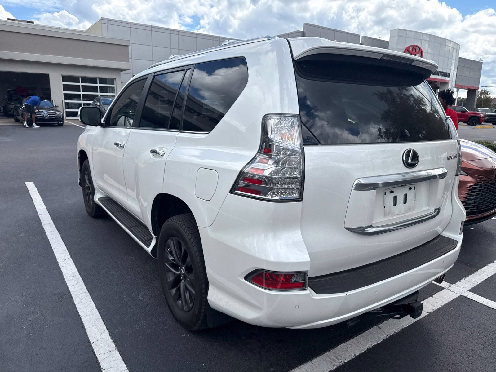 Used 2023 Lexus GX 460 Premium AWD/4WD image 5