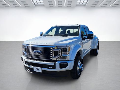 Used 2021 Ford F450 Platinum w/ FX4 Off-Road Package image 9