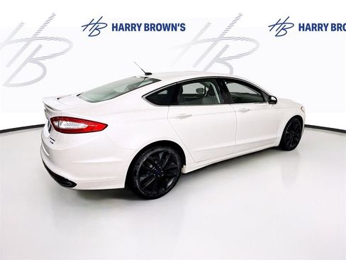 Used 2015 Ford Fusion Titanium image 32