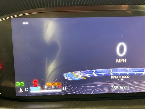 Used 2024 Jeep Wagoneer Series II image 13