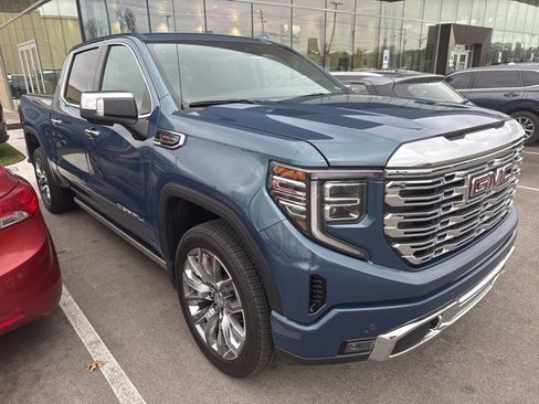Used 2024 GMC Sierra 1500 Denali w/ Denali Reserve Package image 2
