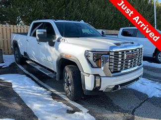 Used 2024 GMC Sierra 2500 Denali w/ Denali Reserve Package video 1