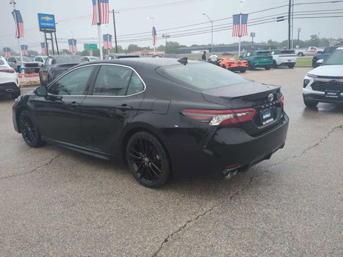 Used 2024 Toyota Camry XSE FWD image 6