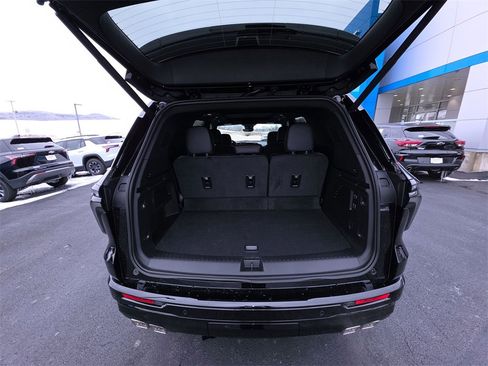 New 2026 Chevrolet Traverse RS image 25
