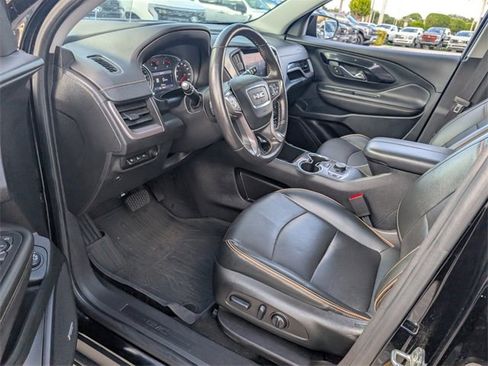 Used 2022 GMC Terrain AT4 w/ Infotainment Package II image 7