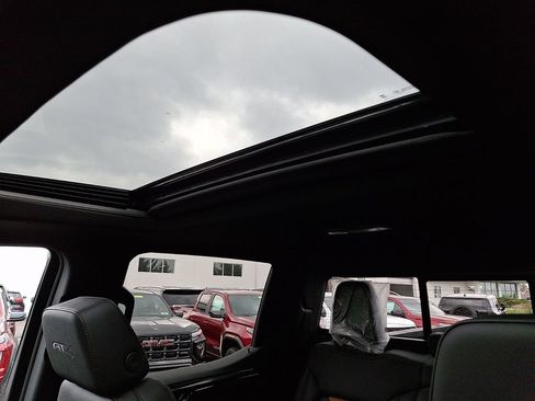 New 2026 GMC Sierra 1500 AT4 w/ AT4 Premium Package AWD/4WD image 10