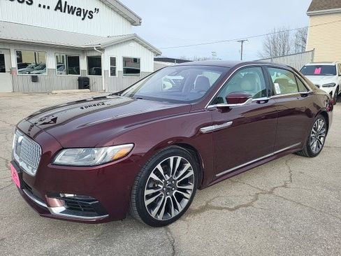 Used 2017 Lincoln Continental Reserve image 19