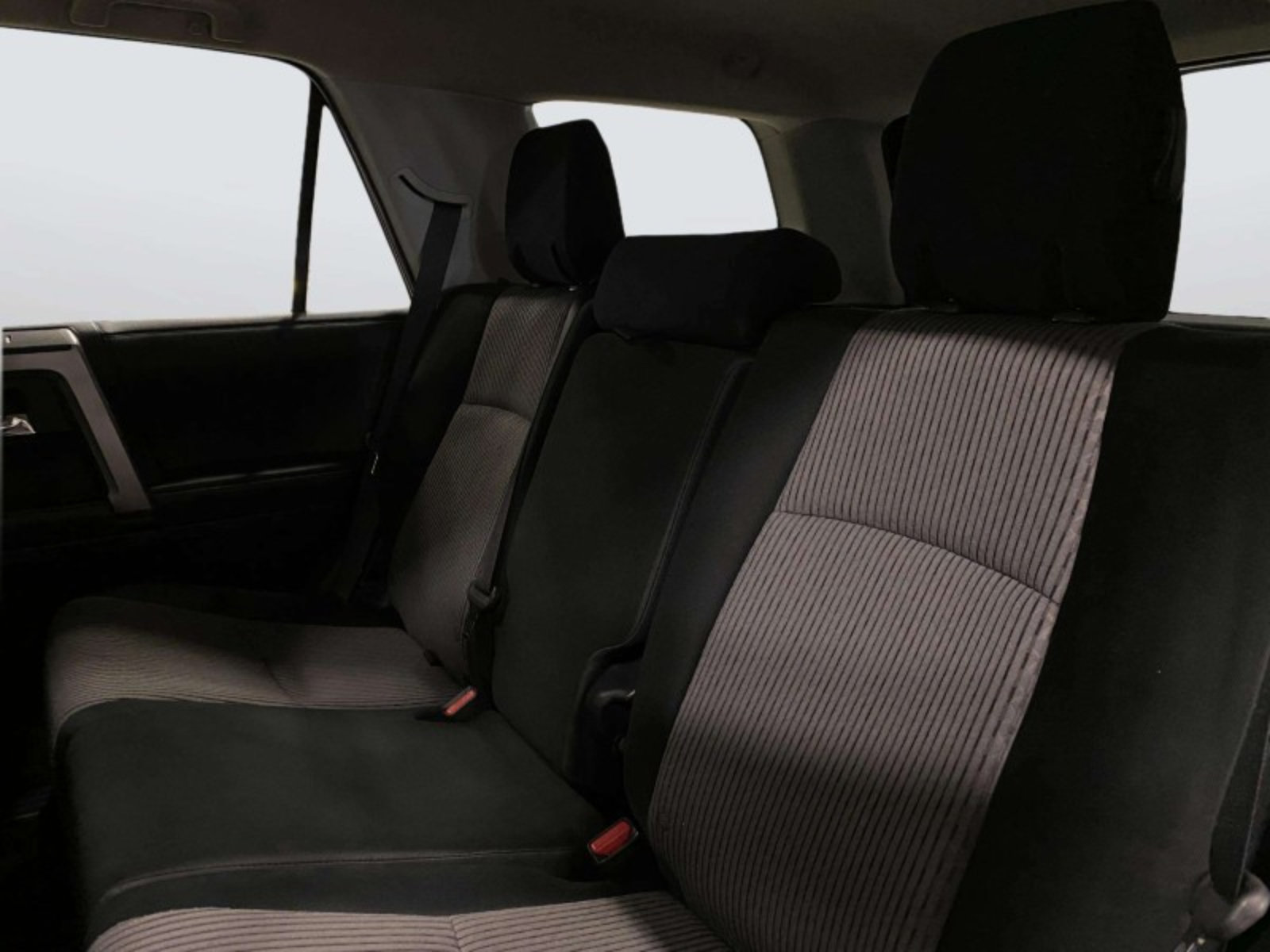 Used 2019 Toyota 4Runner SR5 AWD/4WD image 29