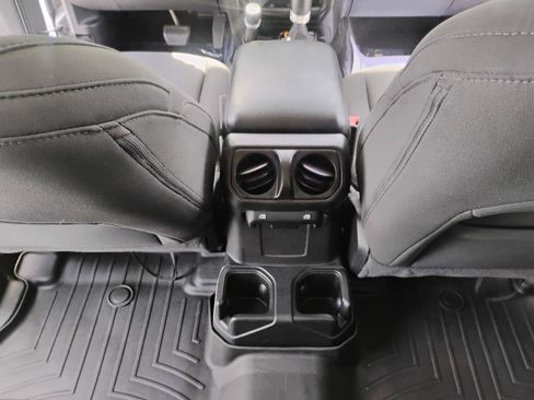 Used 2020 Jeep Wrangler Unlimited Sport S AWD/4WD image 68