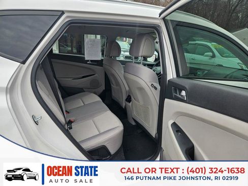 Used 2017 Hyundai Tucson Eco w/ Cargo Package image 12