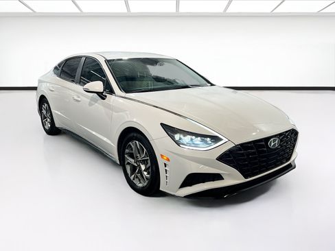Used 2023 Hyundai Sonata SEL FWD image 3