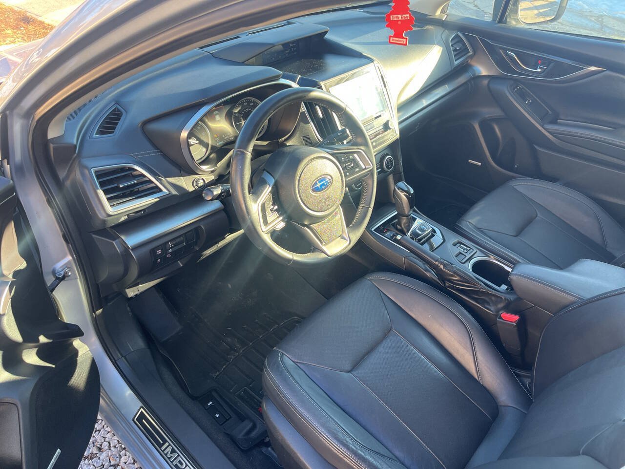 Used 2017 Subaru Impreza 2.0i Limited AWD/4WD image 6