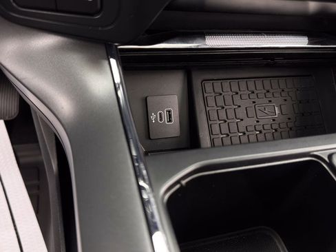 New 2025 Ford F150 Lariat w/ Equipment Group 502A High image 14