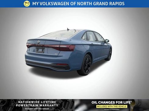 New 2026 Volkswagen Jetta SE FWD image 5