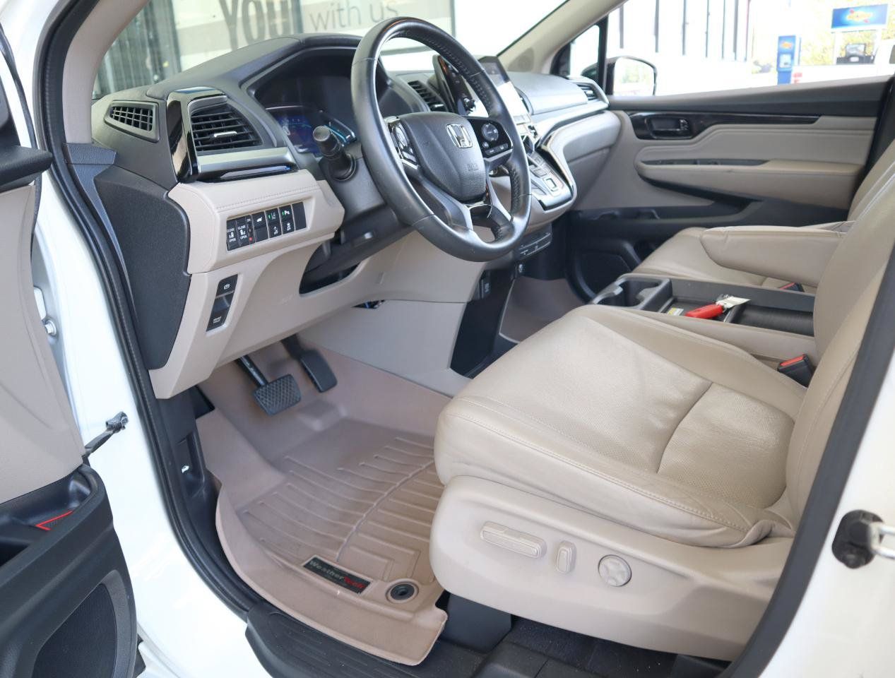 Used 2018 Honda Odyssey Elite image 41