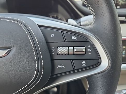 Used 2025 Genesis GV70 3.5T Sport w/ Sport Advanced Package image 36