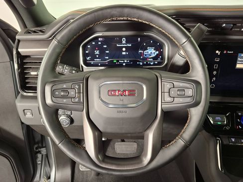 Used 2024 GMC Sierra 2500 AT4 w/ AT4 Premium Plus Package image 13