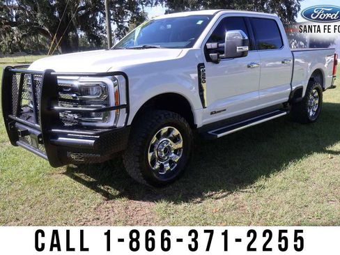 Used 2023 Ford F250 Lariat w/ Chrome Package image 2