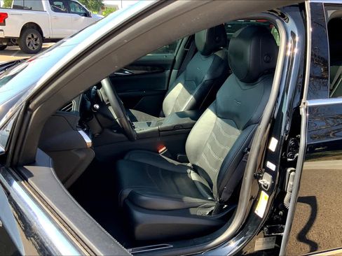 Used 2017 Cadillac CT6 Luxury image 7