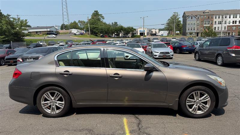 Used 2011 INFINITI G37 x Sedan w/ Premium Pkg AWD/4WD image 6