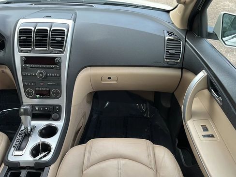 Used 2012 GMC Acadia SLT image 29