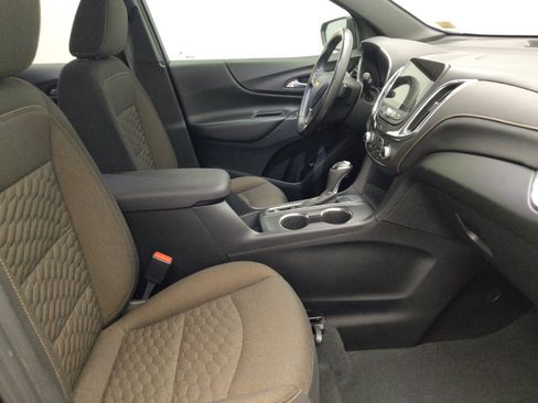 Used 2019 Chevrolet Equinox LT w/ Sun & Navigation Package FWD image 21