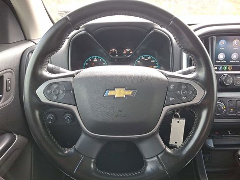 Used 2022 Chevrolet Colorado LT image 18