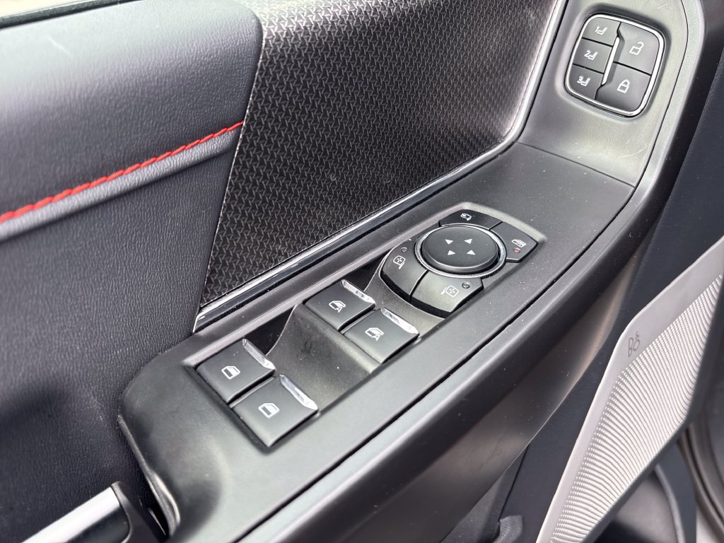Used 2025 Ford F150 Raptor AWD/4WD image 15