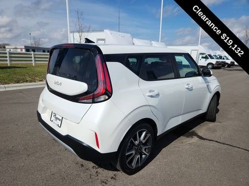 Used 2024 Kia Soul EX FWD image 8