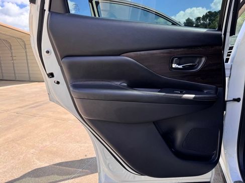 Used 2022 Nissan Murano Platinum w/ Cargo Package AWD/4WD image 25