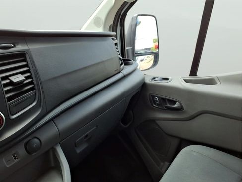 Used 2025 Ford Transit 250 Low Roof w/ Exterior Upgrade Package RWD image 19