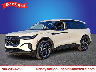 New 2026 Lincoln Nautilus Premier w/ Jet Appearance Package