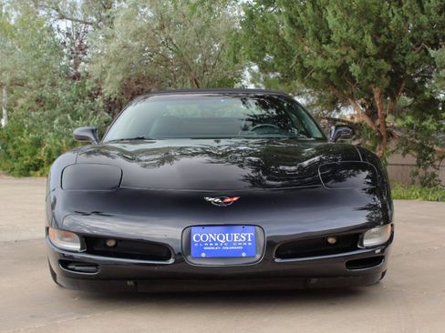 Used 2002 Chevrolet Corvette Convertible w/ Preferred Equipment Group2 RWD image 32