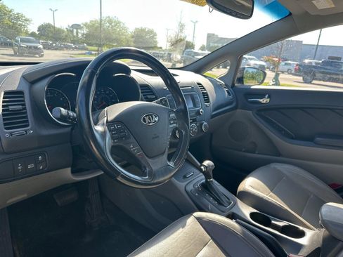 Used 2014 Kia Forte EX w/ Premium Package FWD image 14