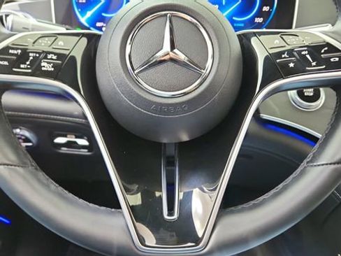 Used 2023 Mercedes-Benz EQS 450+ Sedan image 39