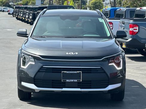 New 2026 Kia Niro EX image 9