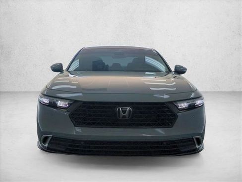 Used 2025 Honda Accord Touring image 2