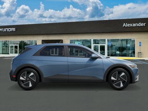 New 2026 Hyundai Ioniq 5 SE RWD image 7