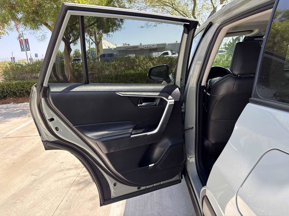 Used 2021 Toyota RAV4 XLE Premium w/ Carpet Mat Package (TMS) FWD image 11