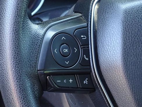 Used 2019 Toyota Camry LE FWD image 24