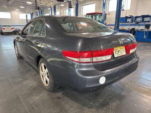 Used 2004 Honda Accord EX image 2