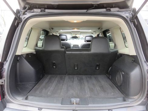 Used 2016 Jeep Patriot High Altitude AWD/4WD image 24