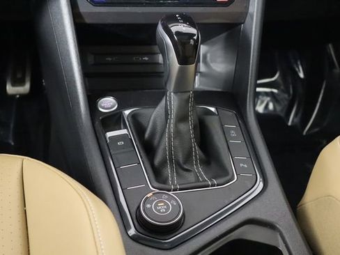 Used 2023 Volkswagen Tiguan SE R-Line AWD/4WD image 24