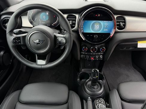 Used 2024 MINI Cooper S image 22